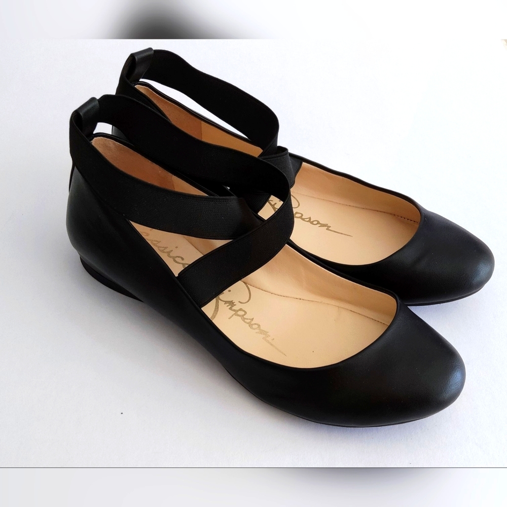 Jessica Simpson women's ballet flats. Size 9.5M US